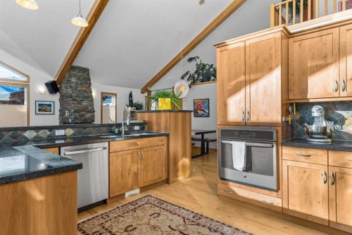 1712 11Th Avenue, Canmore, AB - Indoor Photo Showing Kitchen