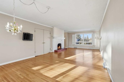 327 Willow Ridge Place Se, Calgary, AB - Indoor Photo Showing Other Room