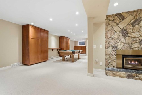 327 Willow Ridge Place Se, Calgary, AB - Indoor With Fireplace