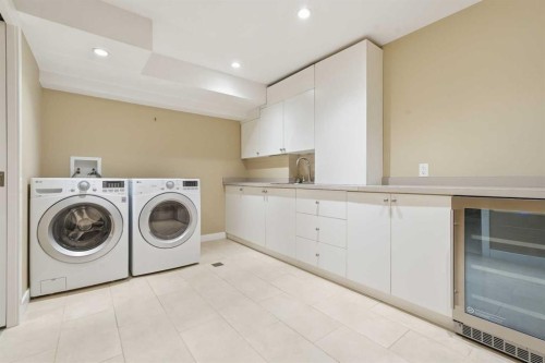 327 Willow Ridge Place Se, Calgary, AB - Indoor Photo Showing Laundry Room