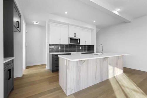 13 Waterford Glen, Chestermere, AB - Indoor Photo Showing Kitchen