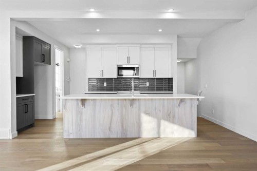 13 Waterford Glen, Chestermere, AB - Indoor Photo Showing Kitchen