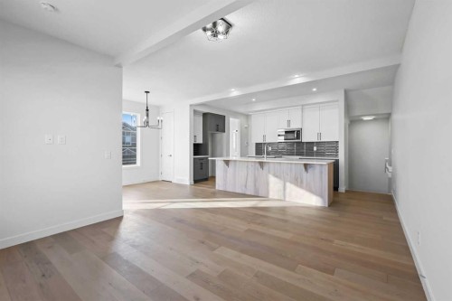 13 Waterford Glen, Chestermere, AB - Indoor Photo Showing Kitchen