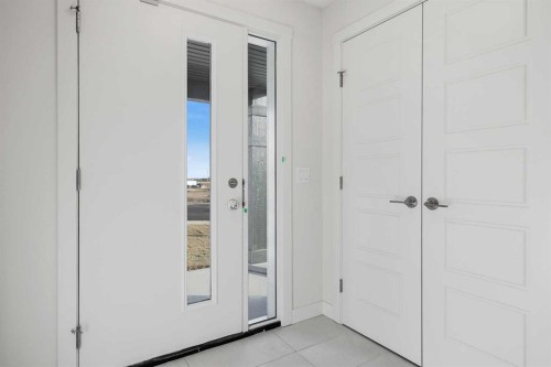 13 Waterford Glen, Chestermere, AB - Indoor Photo Showing Other Room