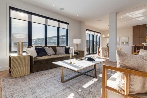 120 Greenwich Heath Nw, Calgary, AB - Indoor Photo Showing Living Room