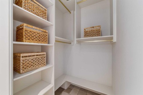 120 Greenwich Heath Nw, Calgary, AB - Indoor