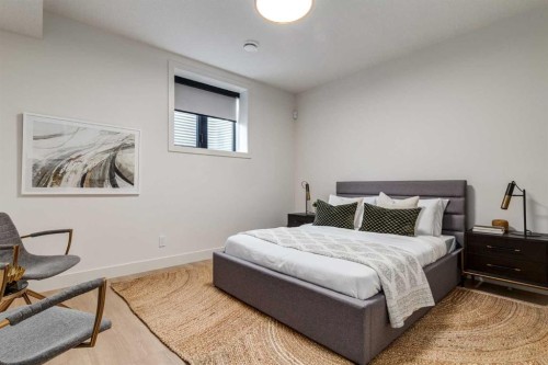 120 Greenwich Heath Nw, Calgary, AB - Indoor Photo Showing Bedroom