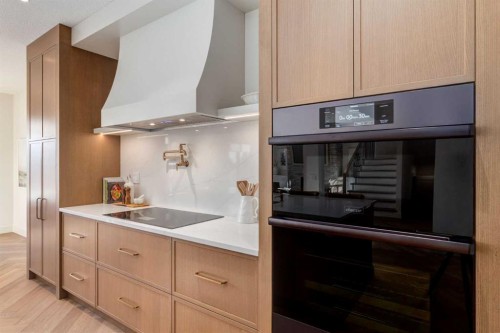 120 Greenwich Heath Nw, Calgary, AB - Indoor Photo Showing Kitchen