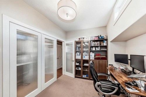 4 Auburn Sound Court Se, Calgary, AB - Indoor Photo Showing Office
