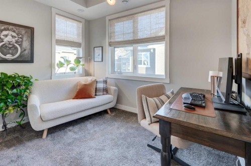 405 Cranbrook Walk Se, Calgary, AB - Indoor Photo Showing Office