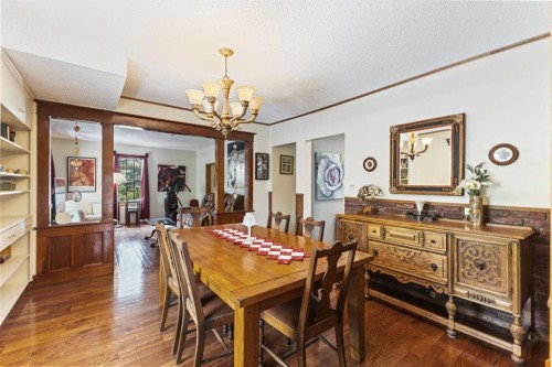 717 East Road, Standard, AB - Indoor Photo Showing Dining Room