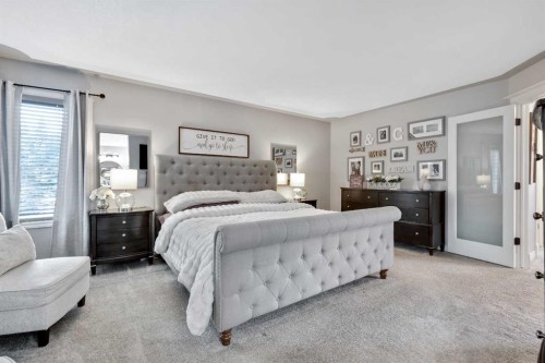 7 Mountain Park Circle Se, Calgary, AB - Indoor Photo Showing Bedroom