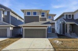 117 Clearwater Terrace  Chestermere, AB T1X 3A7