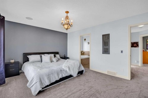 139 Prestwick Point Se, Calgary, AB - Indoor Photo Showing Bedroom