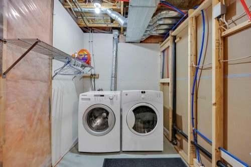 139 Prestwick Point Se, Calgary, AB - Indoor Photo Showing Laundry Room