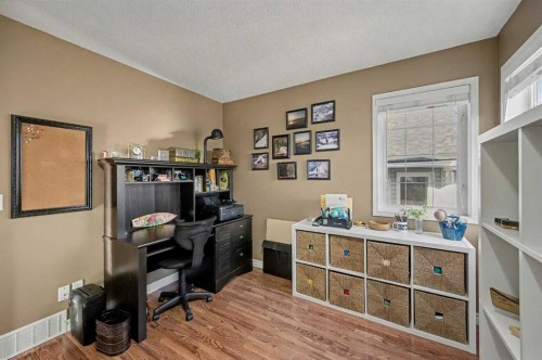 48 Harvest Park Road Ne, Calgary, AB - Indoor Photo Showing Office