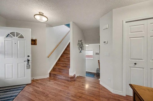 48 Harvest Park Road Ne, Calgary, AB - Indoor Photo Showing Other Room