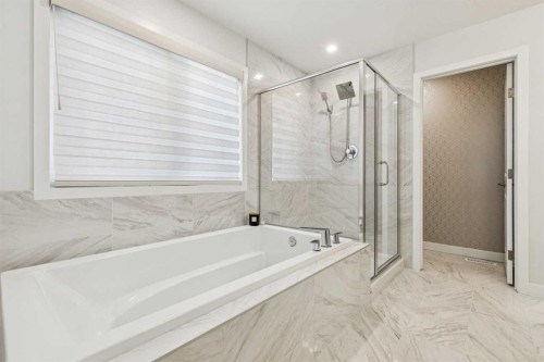 153 Edith Villas Nw, Calgary, AB - Indoor Photo Showing Bathroom
