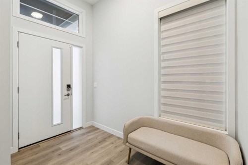 153 Edith Villas Nw, Calgary, AB - Indoor Photo Showing Other Room