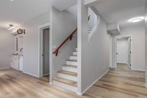 79 Discovery Ridge Park Sw, Calgary, AB - Indoor Photo Showing Other Room