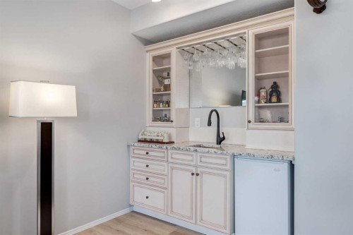 79 Discovery Ridge Park Sw, Calgary, AB - Indoor