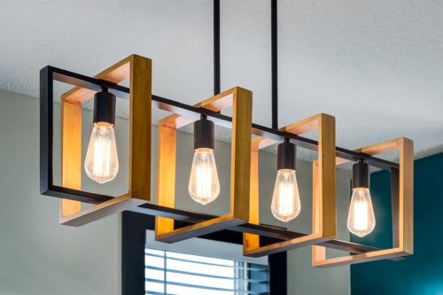 140 Stonegate Close Nw, Airdrie, AB - Indoor Photo Showing Other Room