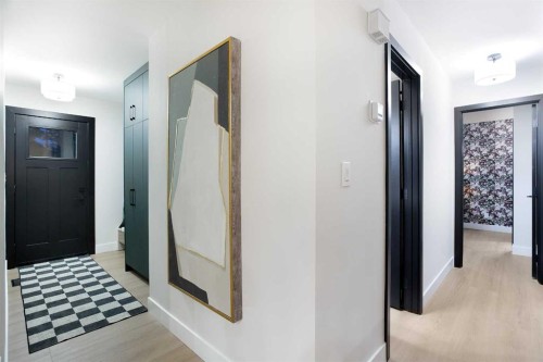 2416 Palliser Drive Sw, Calgary, AB - Indoor Photo Showing Other Room