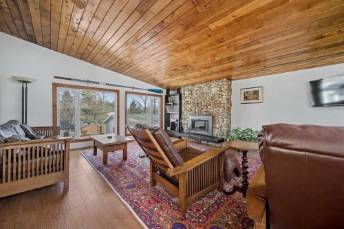 7331 Silver Mead Road Nw, Calgary, AB -  With Fireplace