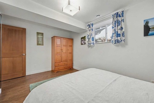 7331 Silver Mead Road Nw, Calgary, AB - Indoor Photo Showing Bedroom