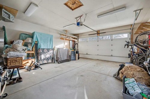7331 Silver Mead Road Nw, Calgary, AB - Indoor Photo Showing Garage