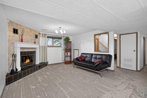 16 Rundleson Way Ne, Calgary, AB 