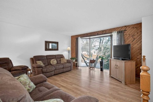 16 Rundleson Way Ne, Calgary, AB 