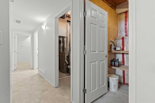 2018 24 Avenue, Didsbury, AB 