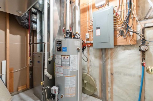 2018 24 Avenue, Didsbury, AB 