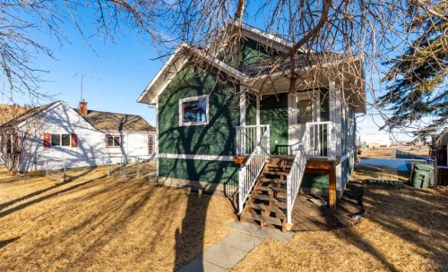 2018 24 Avenue, Didsbury, AB 