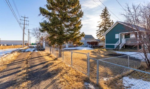 2018 24 Avenue, Didsbury, AB 