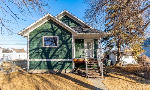 2018 24 Avenue, Didsbury, AB 