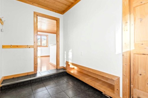 2018 24 Avenue, Didsbury, AB 