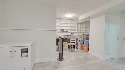 559 Abinger Road Ne, Calgary, AB 