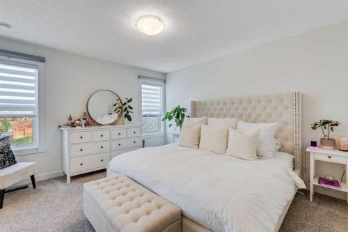 145 Lucas Crescent Nw, Calgary, AB - Indoor Photo Showing Bedroom