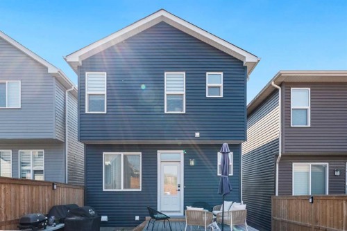 145 Lucas Crescent Nw, Calgary, AB - Outdoor With Exterior