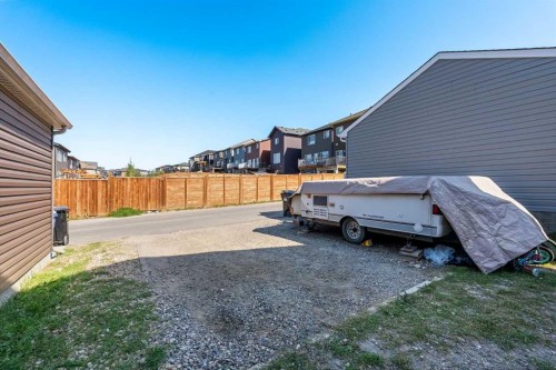 145 Lucas Crescent Nw, Calgary, AB - Outdoor