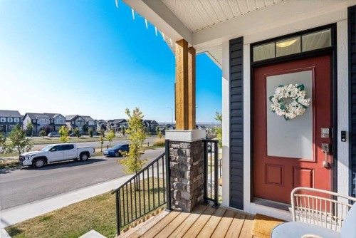 145 Lucas Crescent Nw, Calgary, AB - Outdoor With Exterior
