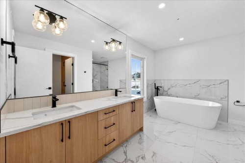 11 Lakewood Way, Strathmore, AB - Indoor Photo Showing Bathroom