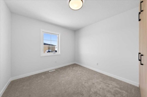 11 Lakewood Way, Strathmore, AB - Indoor Photo Showing Other Room