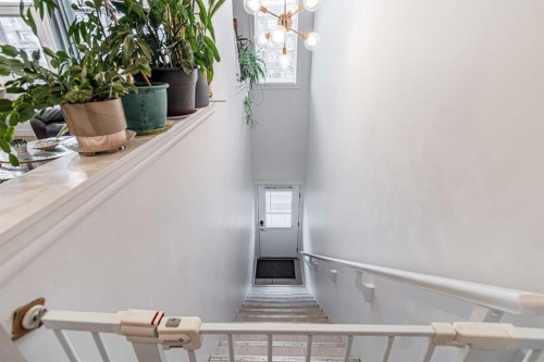 4307 Seton Drive Se, Calgary, AB - Indoor Photo Showing Other Room