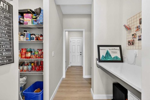57 Legacy Reach View Se, Calgary, AB - Indoor