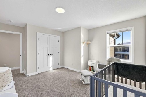 57 Legacy Reach View Se, Calgary, AB - Indoor Photo Showing Bedroom