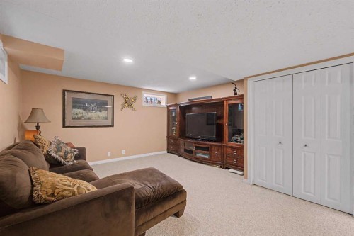 6331 Falton Road Ne, Calgary, AB 