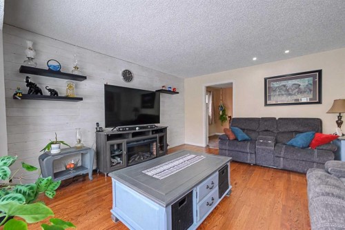 6331 Falton Road Ne, Calgary, AB 